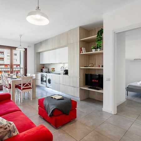 Sarca 11Th Floor Apartment Милано Екстериор снимка