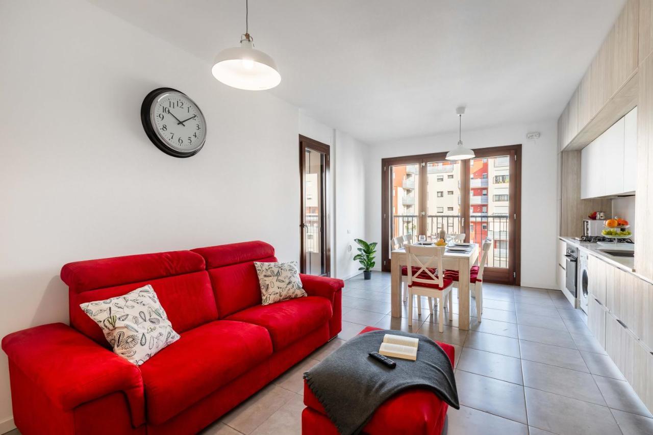 Sarca 11Th Floor Apartment Милано Екстериор снимка
