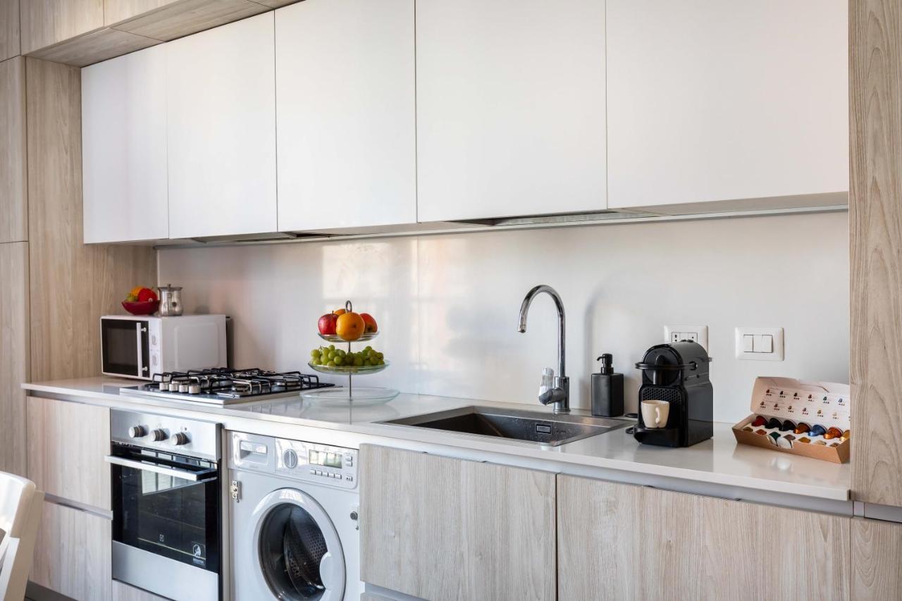 Sarca 11Th Floor Apartment Милано Екстериор снимка